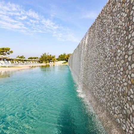 Sea House Shade, Pool & Jacuzzi - Privilege Point Camping & Villas Selce Bagian luar foto
