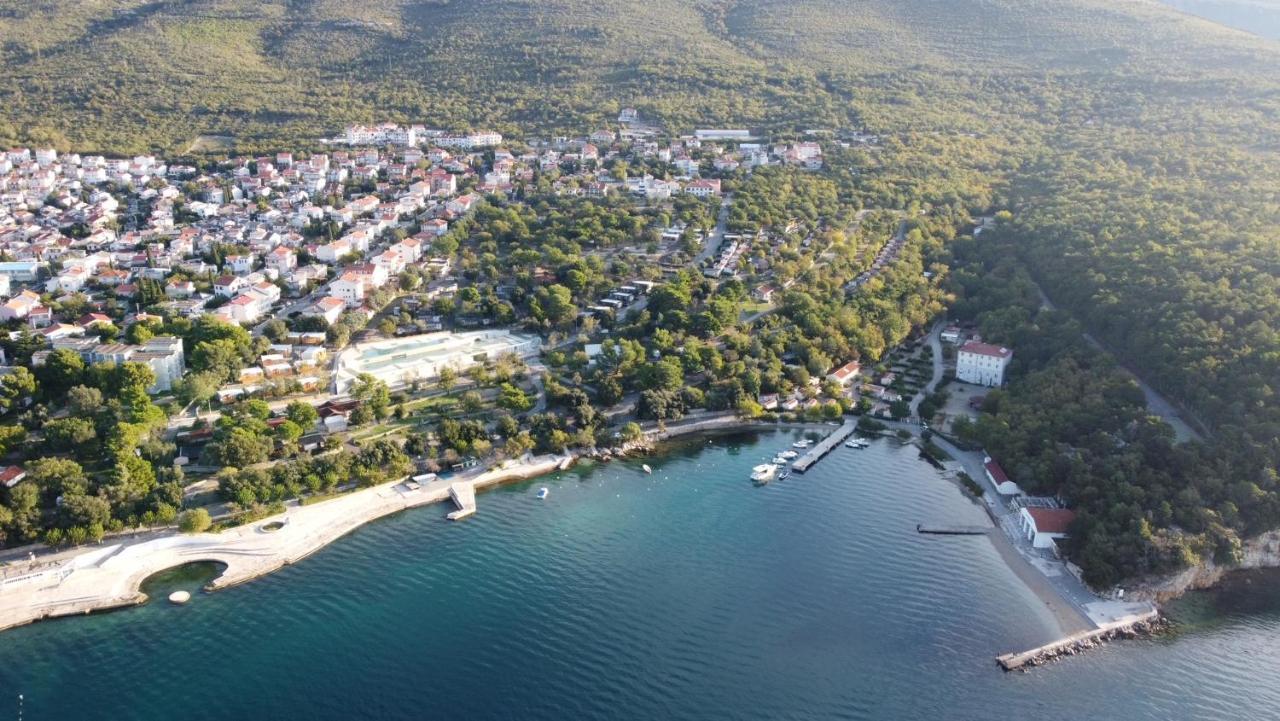 Sea House Shade, Pool & Jacuzzi - Privilege Point Camping & Villas Selce Bagian luar foto