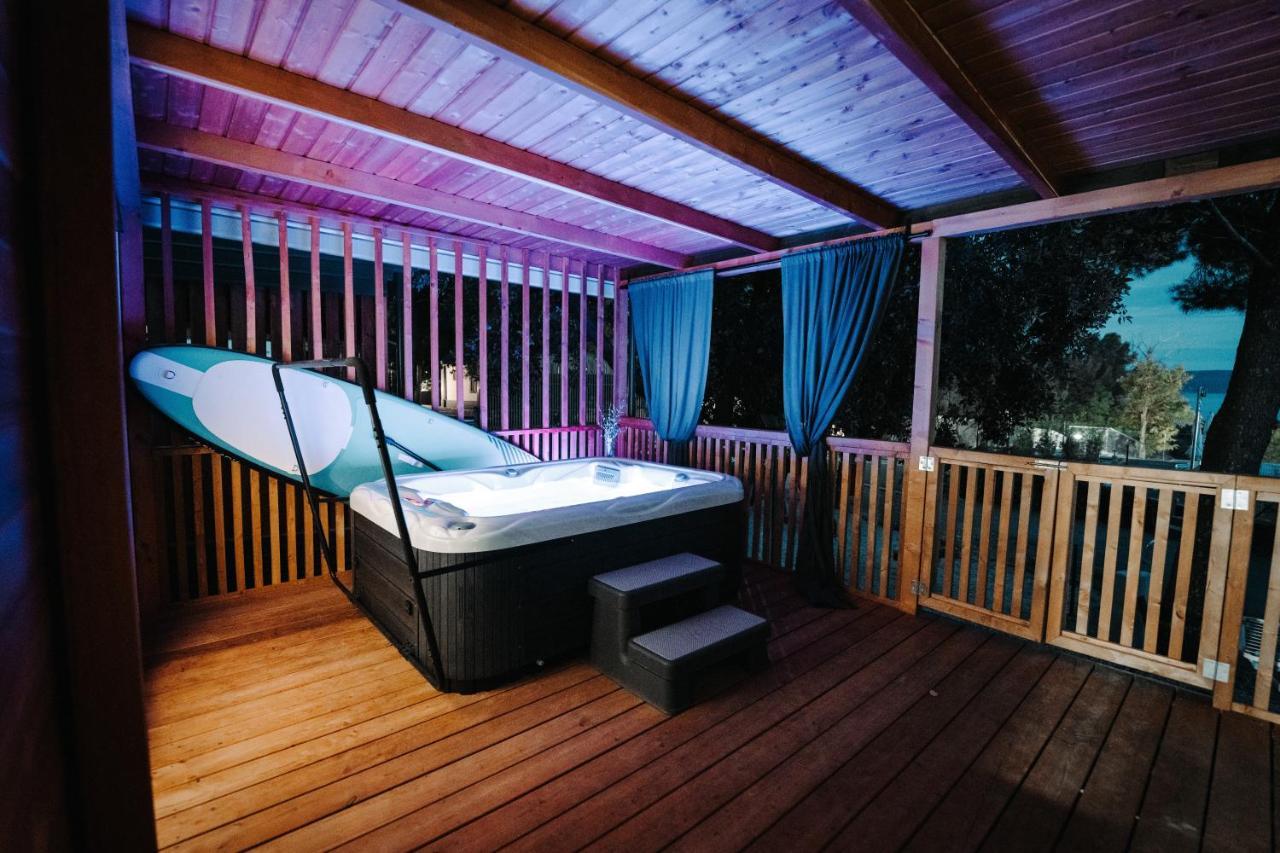 Sea House Shade, Pool & Jacuzzi - Privilege Point Camping & Villas Selce Bagian luar foto