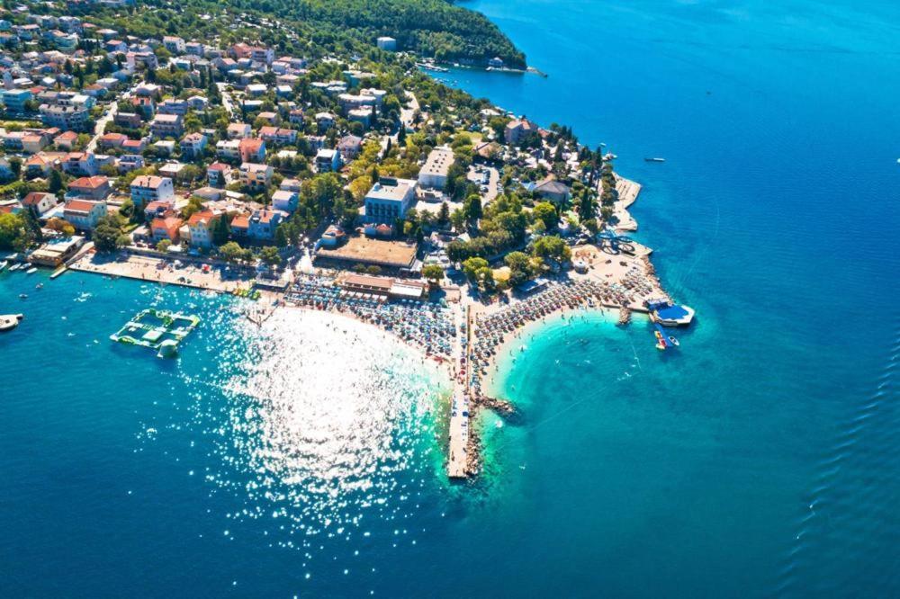 Sea House Shade, Pool & Jacuzzi - Privilege Point Camping & Villas Selce Bagian luar foto
